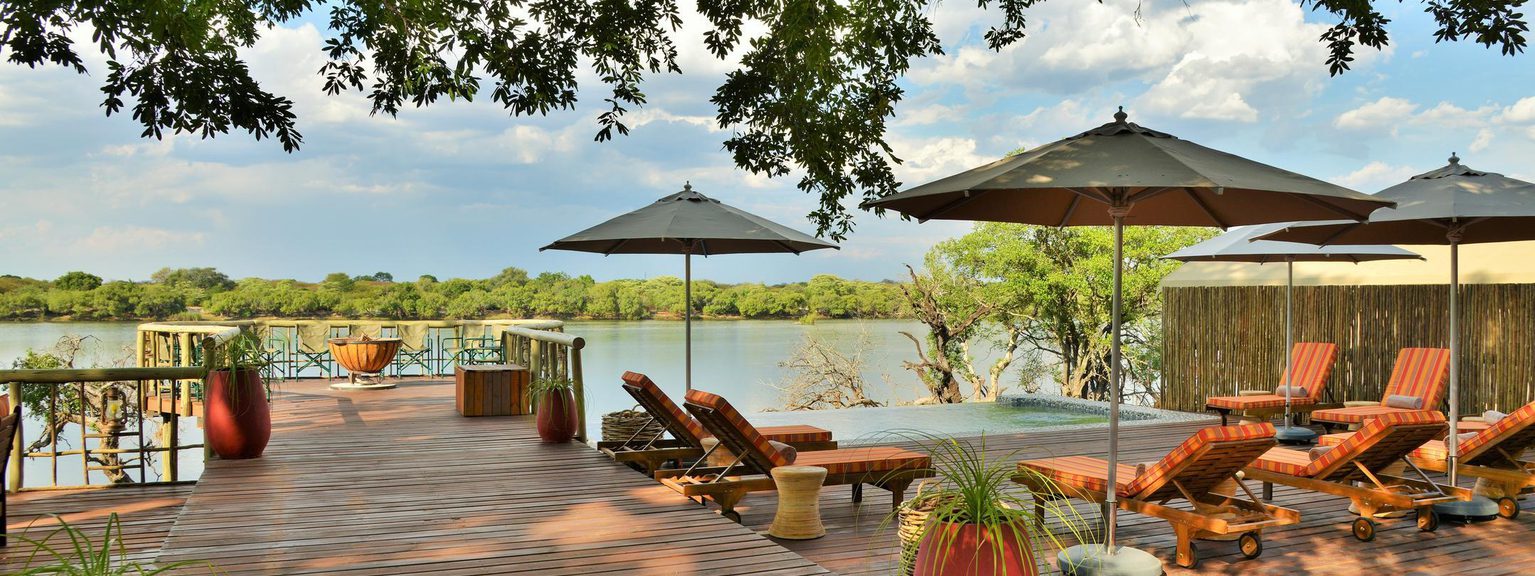 Jackalberry Chobe elevated deck with swimming pool