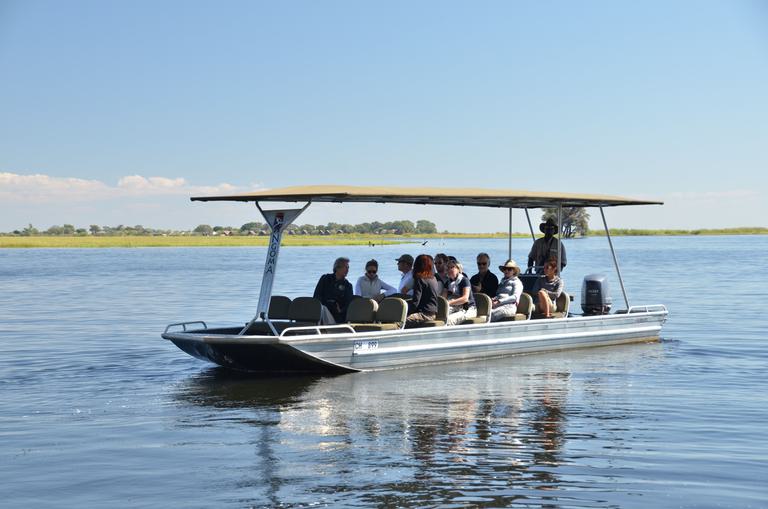 Muchenje Safari Lodge Boating