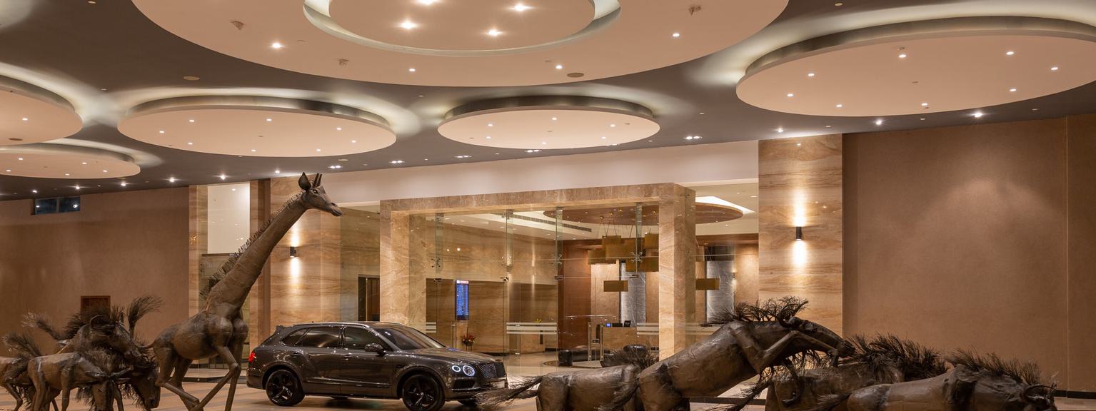 Emara Ole Sereni entrance wildlife statues