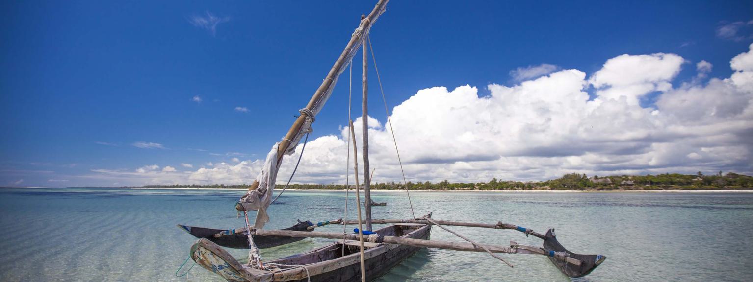Traditional boat Kinondo Kwetu