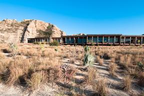 Isalo Rock Lodge Exterior