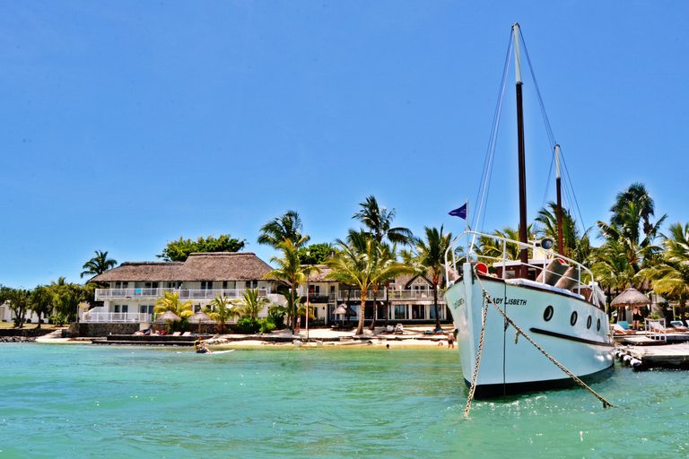 20 Degrees South Lady Lisbeth Boat Experience
