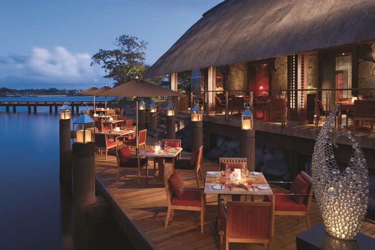 Restaurant dining at Four Seasons Mauritius