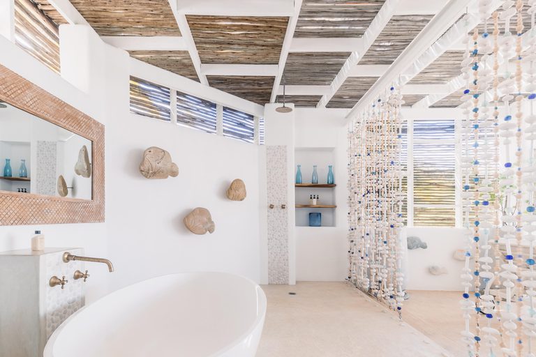 Santorini Bazaruto Bathroom