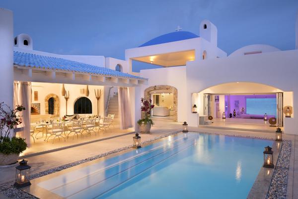 Santorini Main Courtyard