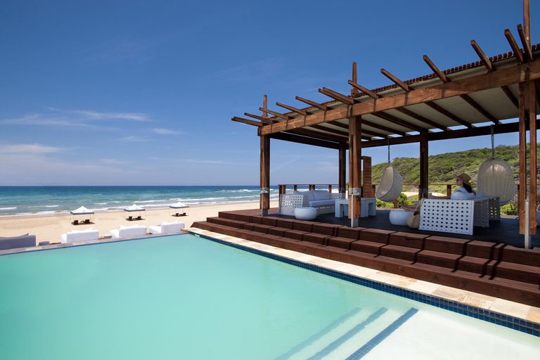 White Pearl Pool Deck