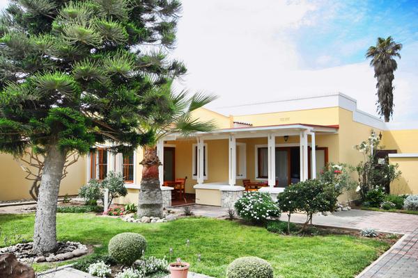 Cornerstone Guesthouse Pretty Gardens