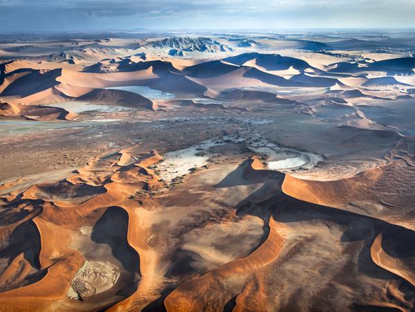 Sossusvlei and Dunescapes from the air Kwessi Dunes Itinerary Hero