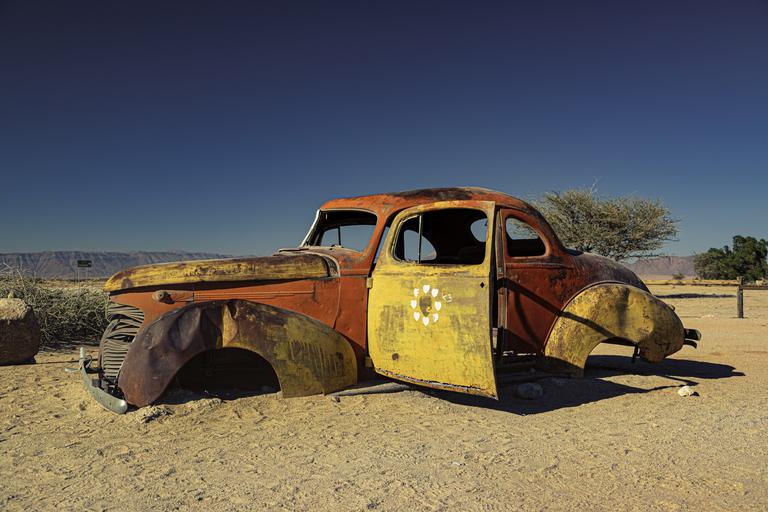 Solitaire Car Wreck Orange Yellow Credit N Jones