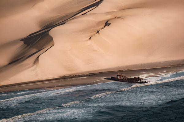 Skeleton Coast shipwreck credit J Kettle