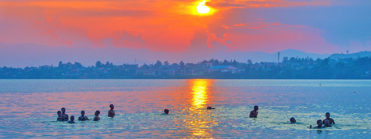 Lake Kivu sunset swimming VR