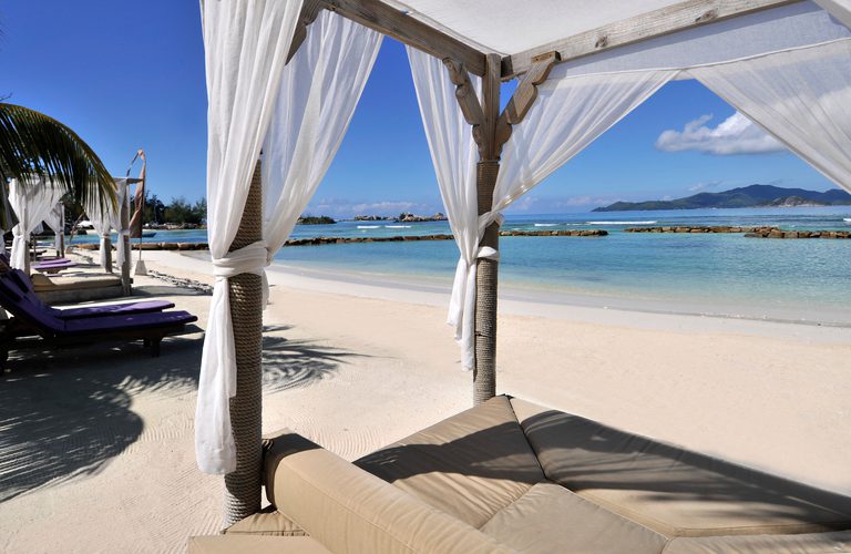 Le Domaine de L Orangerie Beach beds