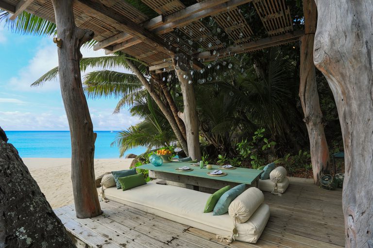 North Island beach dining