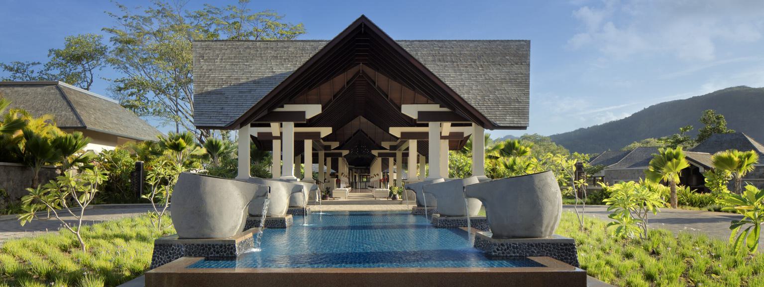 Story Seychelles Entrance