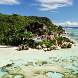 Helicopter Anse Source credit Raymond Sahuquet d Argent STB