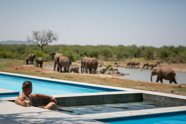 Jamala Madikwe Hot Tub
