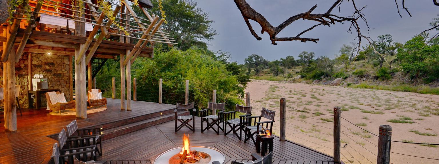 Rhino Post Safari Lodge deck fire