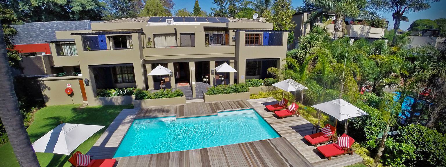 The Residence Johannesburg Exterior & Pool