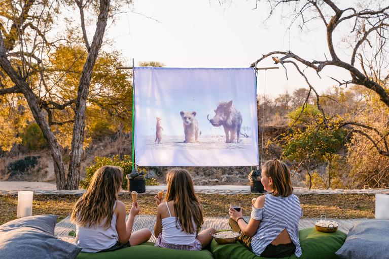 Childrens outdoor movie night Saseka camp Thornybush Lion King