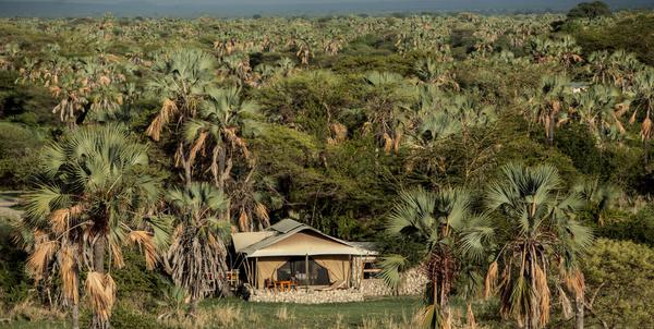 Chem Chem Lodge Tent exterior