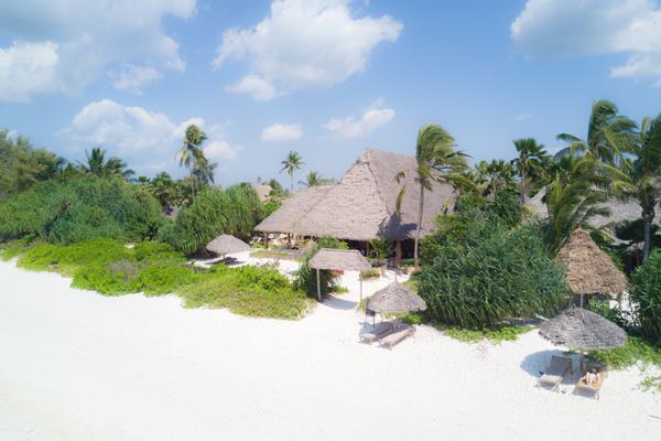 Zanzibar Pearl Main area beach entrance