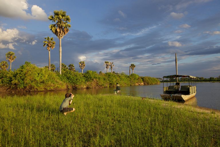 Nyerere boat and photographer