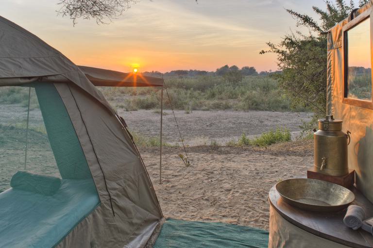 Kichaka Kidogo fly camping tent