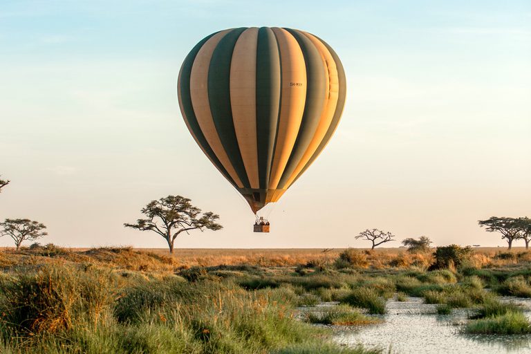 Serengeti balloon safari