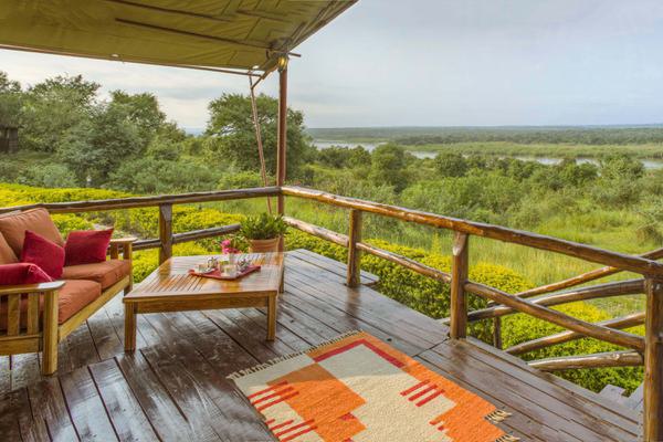 Paraa Safari Lodge deck
