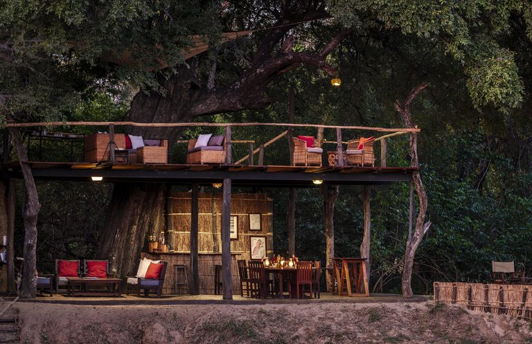 Chikoko Tree Camp Bar and Lounge Area