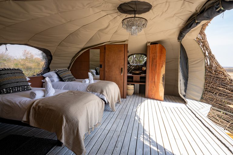 Chisa Busanga Nest interior