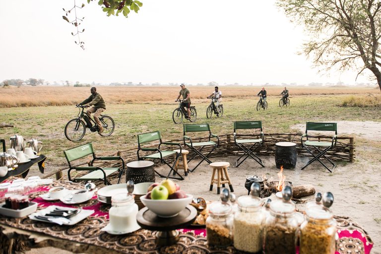 Chisa Busanga bike to breakfast