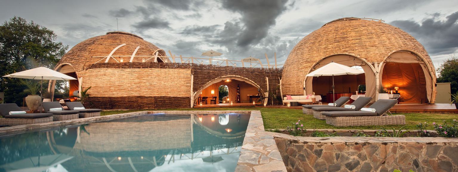 Ila Safari Lodge Exterior