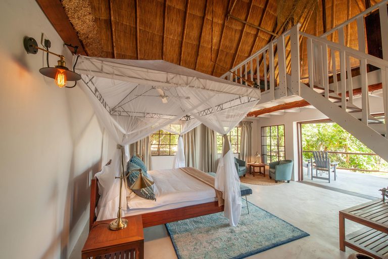 Kafunta River Lodge Luxury Suite