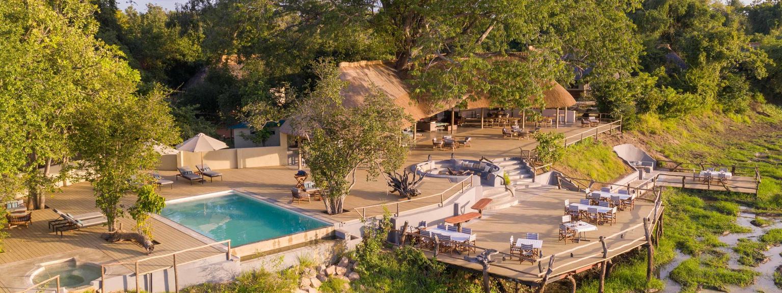 Kafunta River Lodge main area