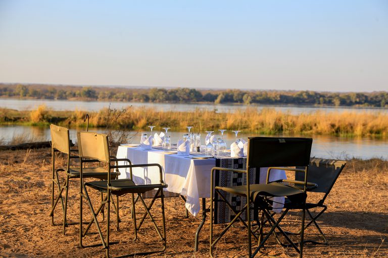 Kutali Camp lunch on Zambezi river