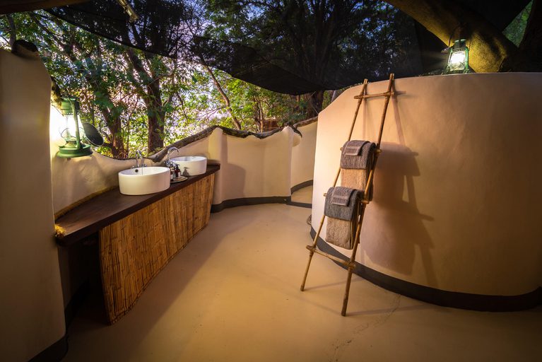 Tena Tena bathroom