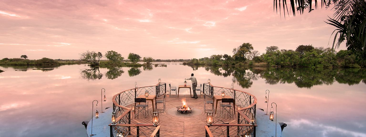 Thorntree River Lodge Jetty boma