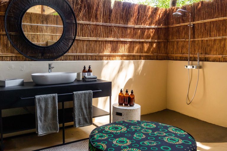 Time Tide Chongwe Camp Bathroom