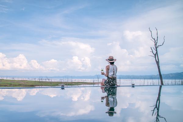 Infinity Swimming Pool Changa Safari Camp Lake Kariba
