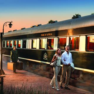 Rovos Rail platform boarding