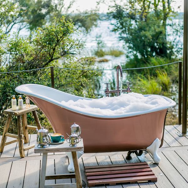 Old Drift Lodge romantic bath SQUARE