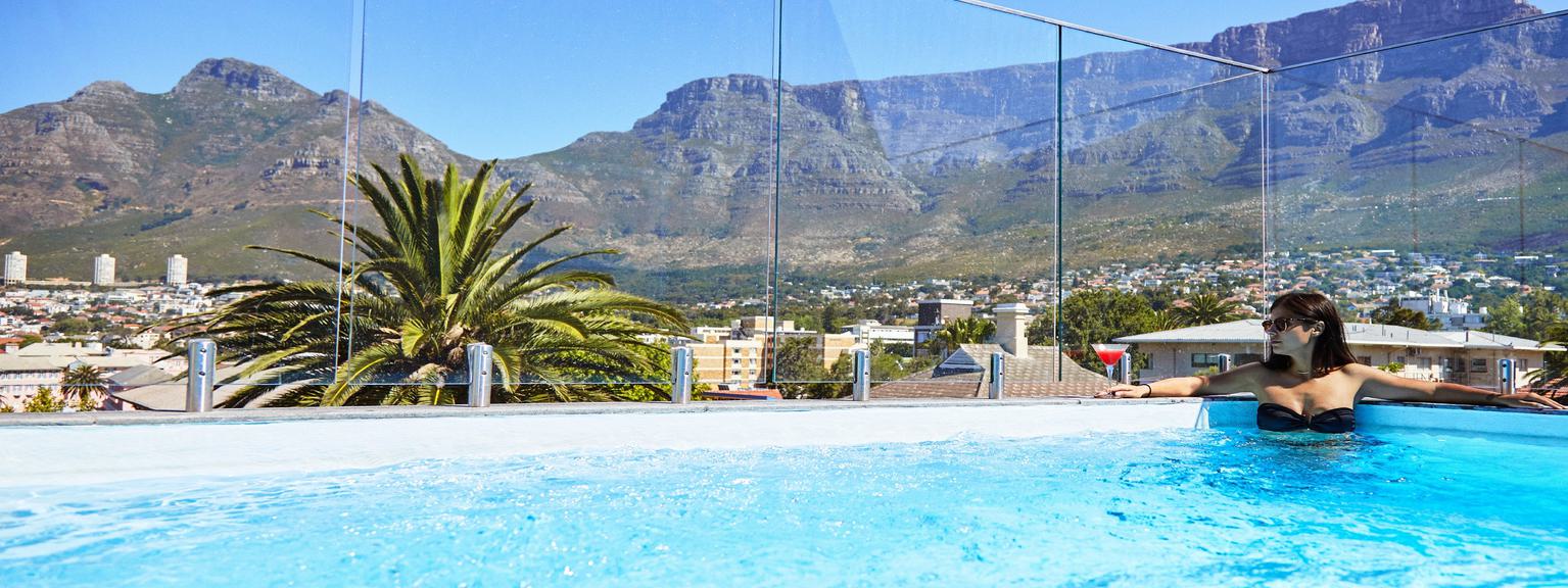 Cloud 9 Boutique Hotel Terrace and Table Mountain